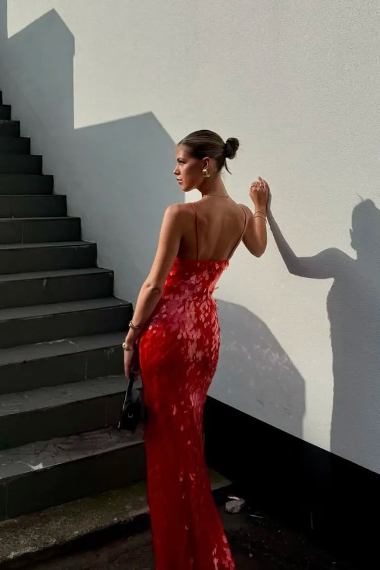 Sophie – Timeless Draped Dress