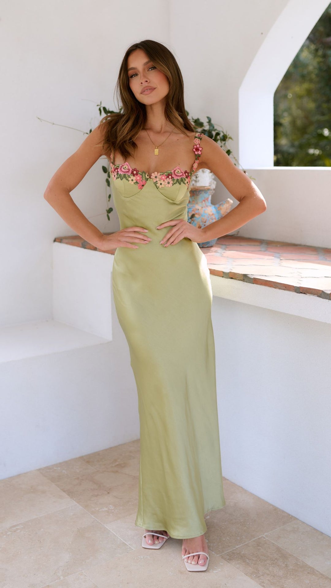 Rhea – Effortless Elegance Dress