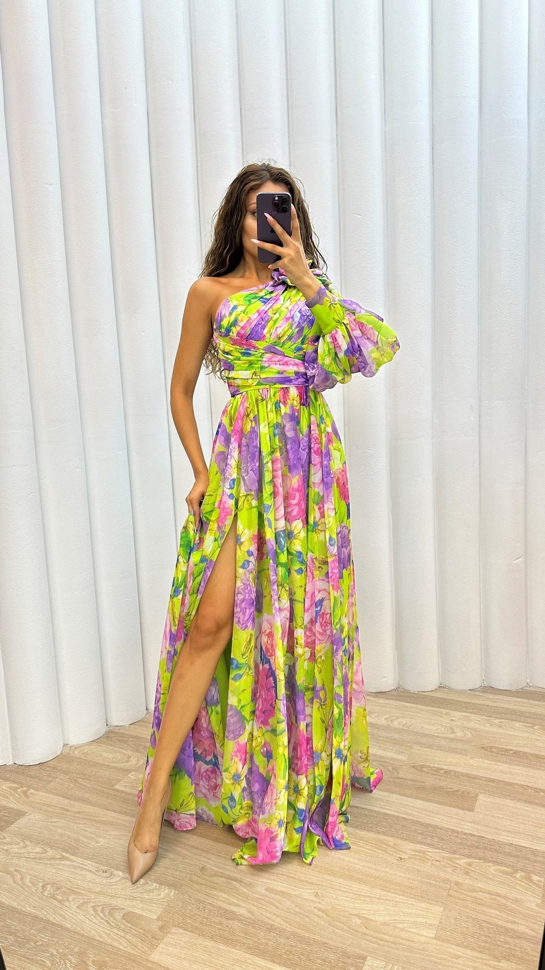 Nora - Timeless Draped Dress