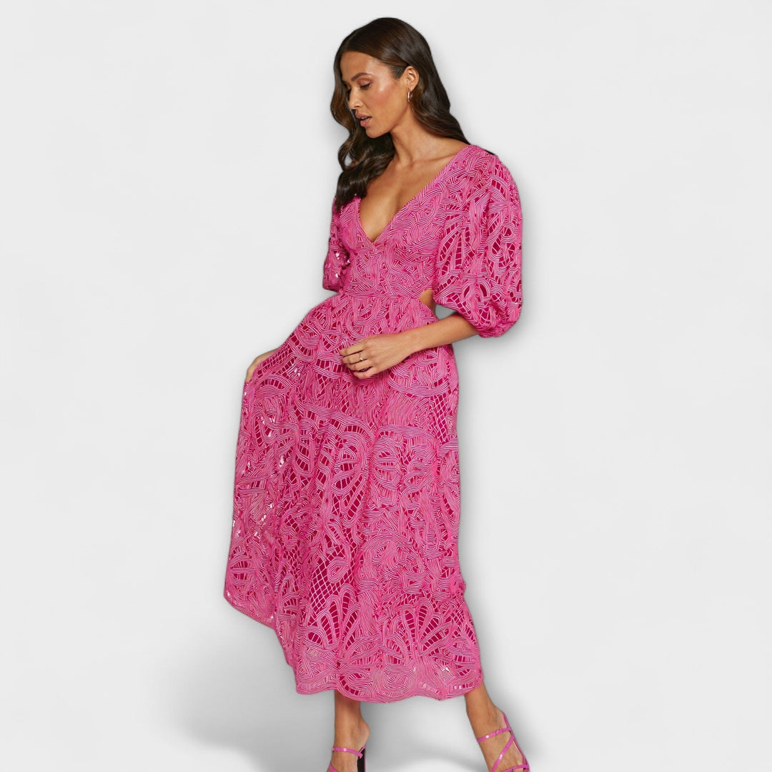 Sophie - Flattering Midi Dress