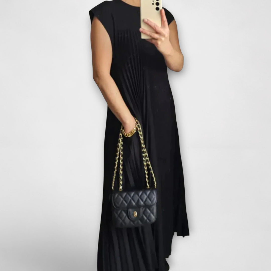 Zoe – Pleated Midi Dress
