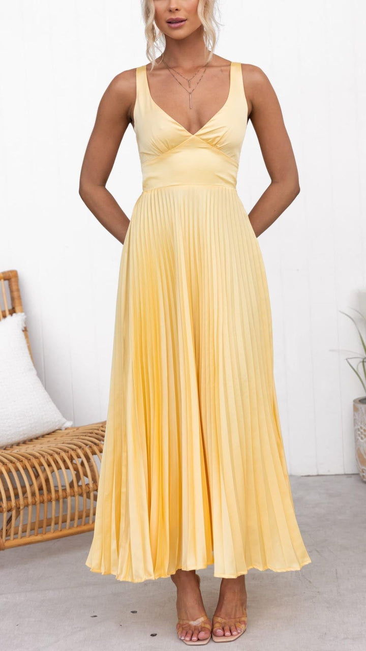 Sophia – Romantic Ruffle Dress