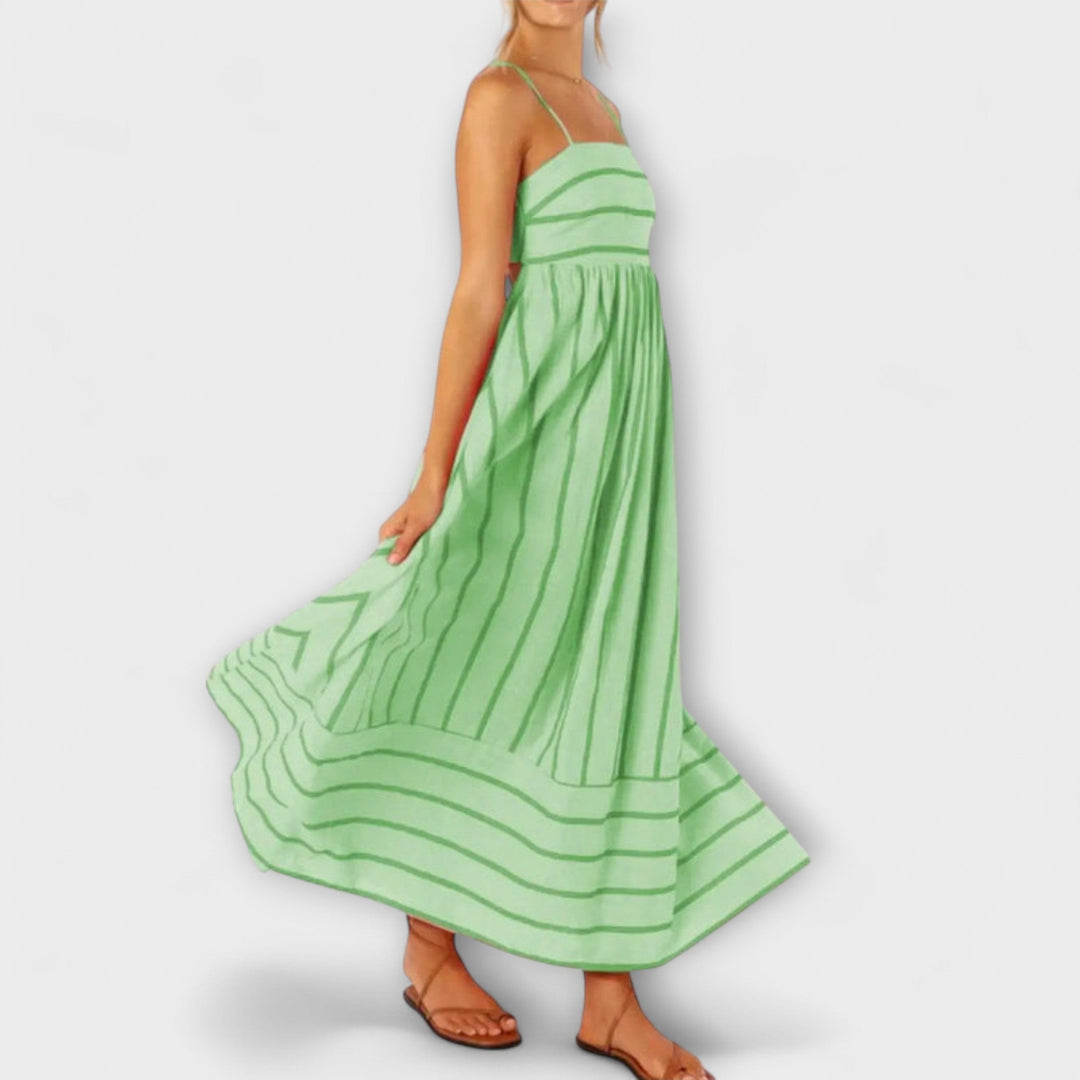 Svea - Romantic Maxi Dress